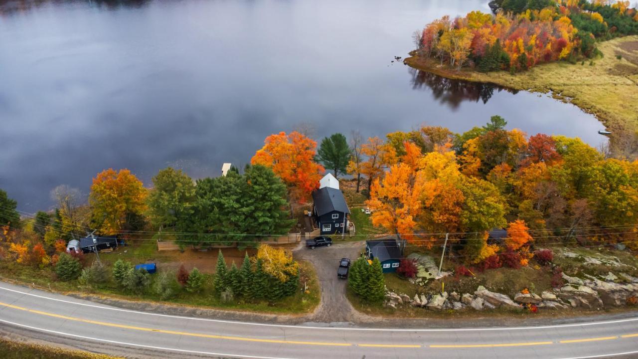 Отель Muskoka Escape Порт-Карлинг Экстерьер фото