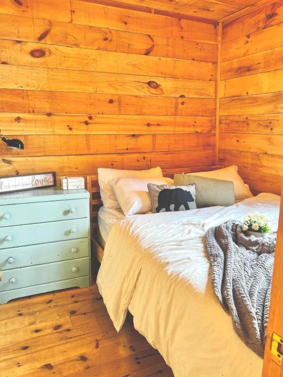 Отель Muskoka Escape Порт-Карлинг Экстерьер фото